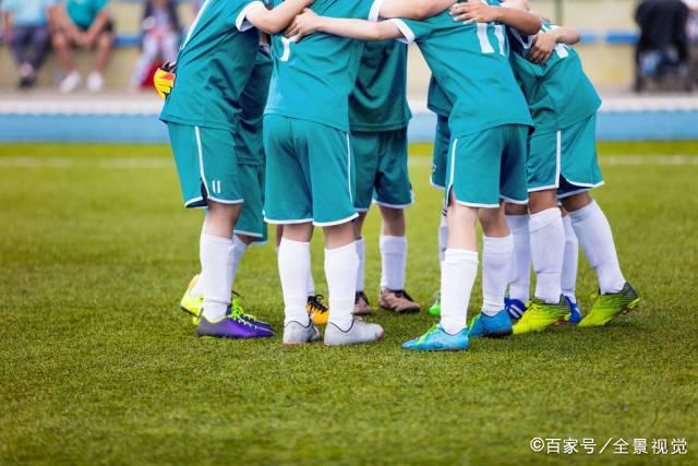 亚历山大39分雷霆大胜尼克斯 鹈鹕力克76人
