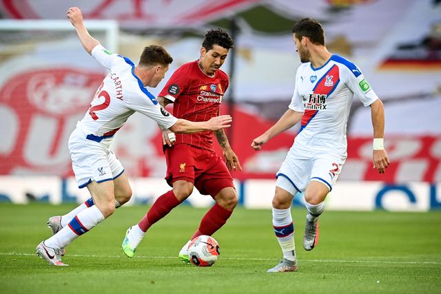 布朗37+7+6陈盈骏23分 广州大胜新疆总分1比2