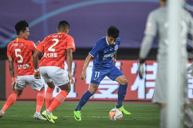 胡梅尔斯前妻：我非常爱我的前夫 我生活中缺男人